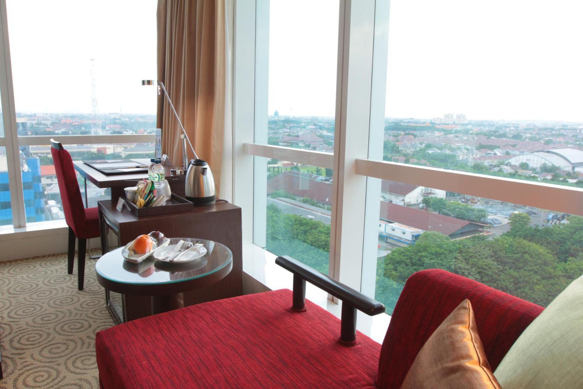 The Alana Surabaya Hotel Exterior photo